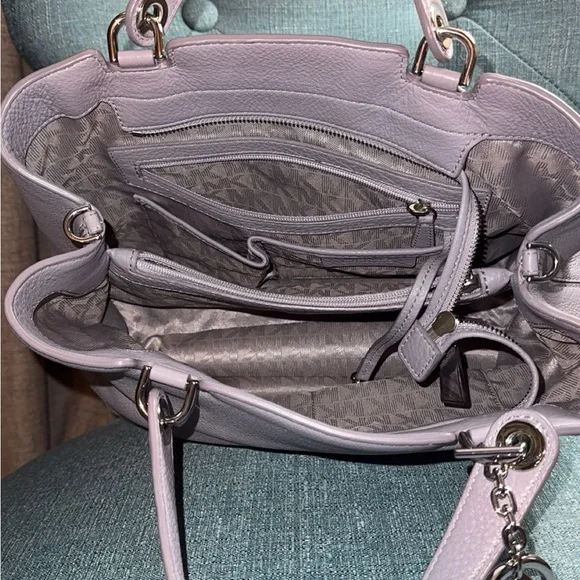 Authentic Michael Kors Purple Leather Shoulder Bag - Picture 2 of 2